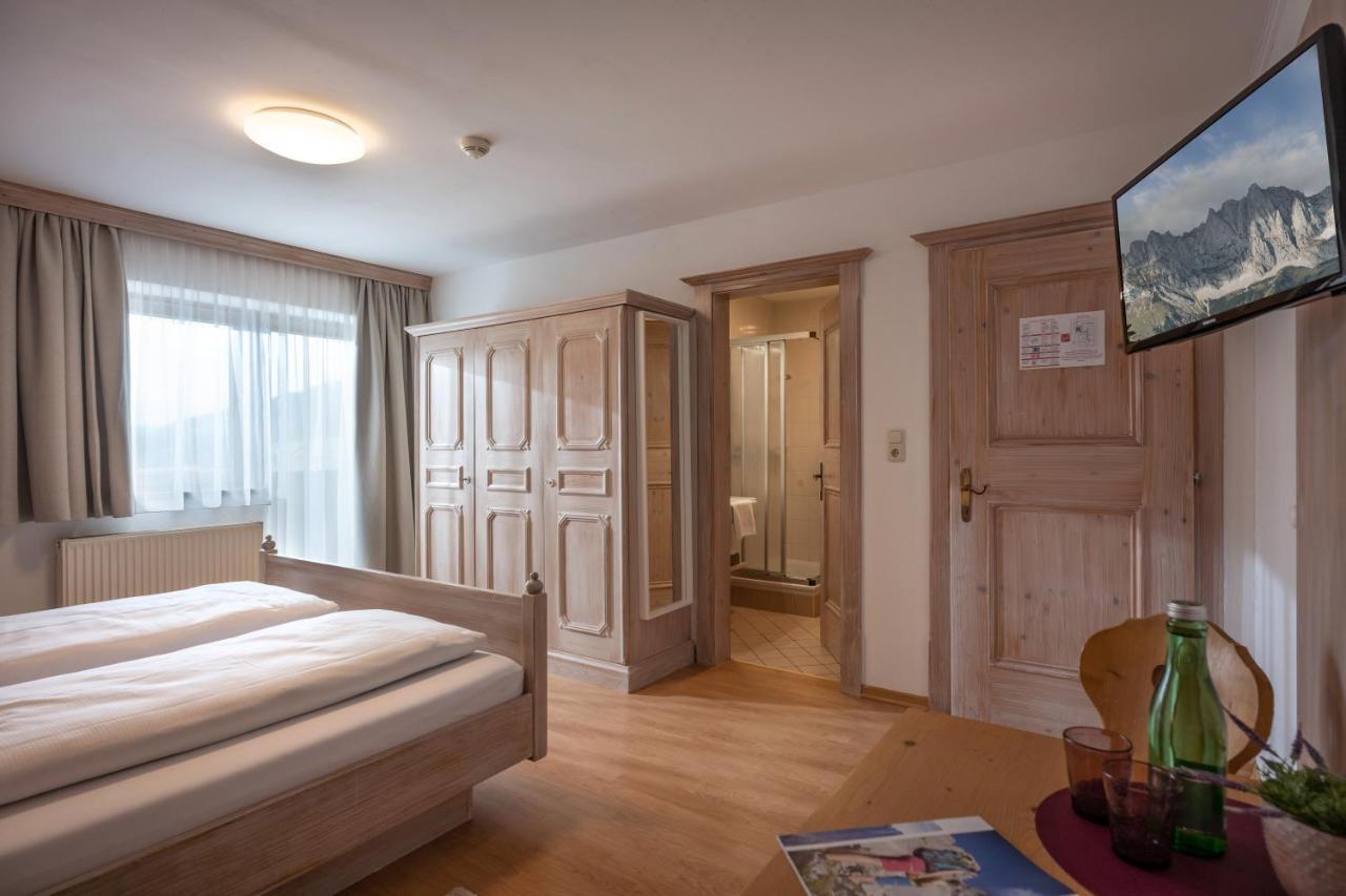 Hotel Schmiedboden Oberndorf in Tirol Exteriör bild