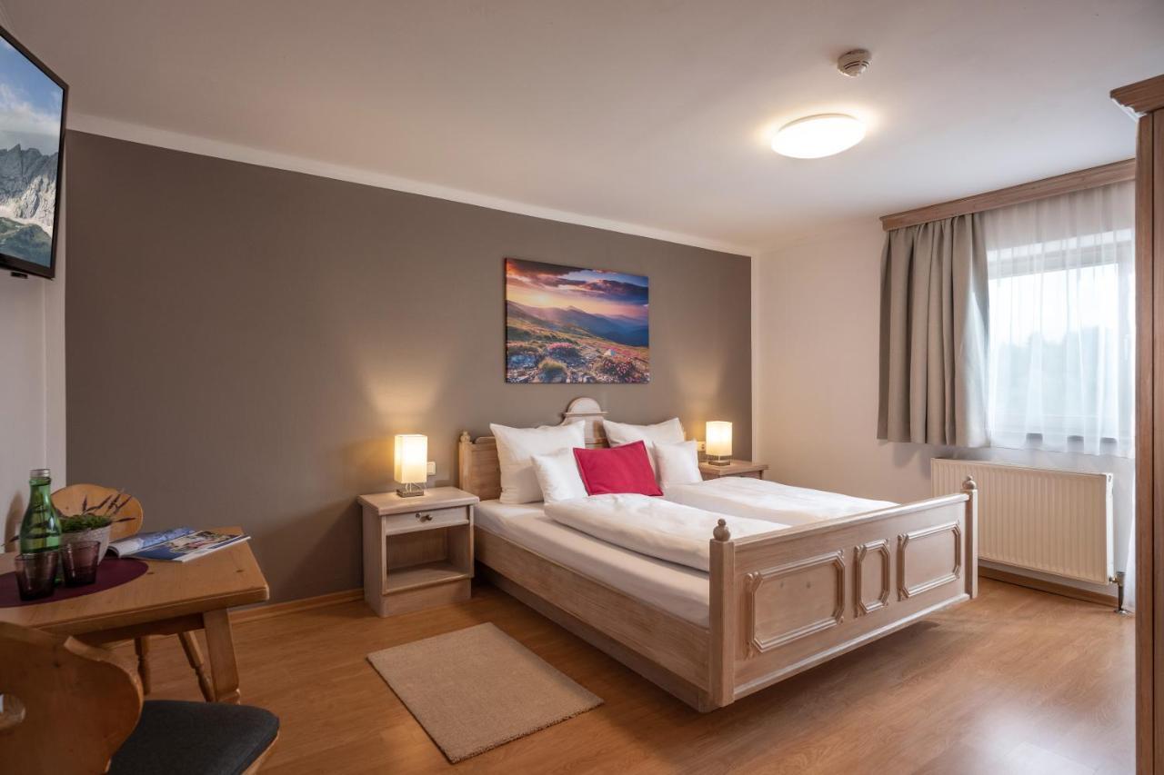 Hotel Schmiedboden Oberndorf in Tirol Exteriör bild