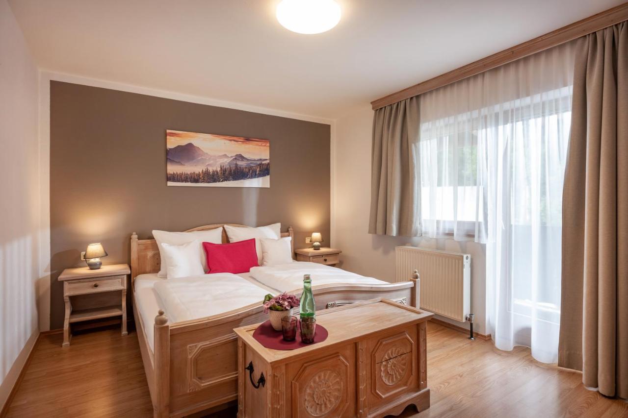 Hotel Schmiedboden Oberndorf in Tirol Exteriör bild