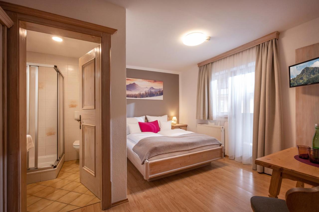Hotel Schmiedboden Oberndorf in Tirol Exteriör bild