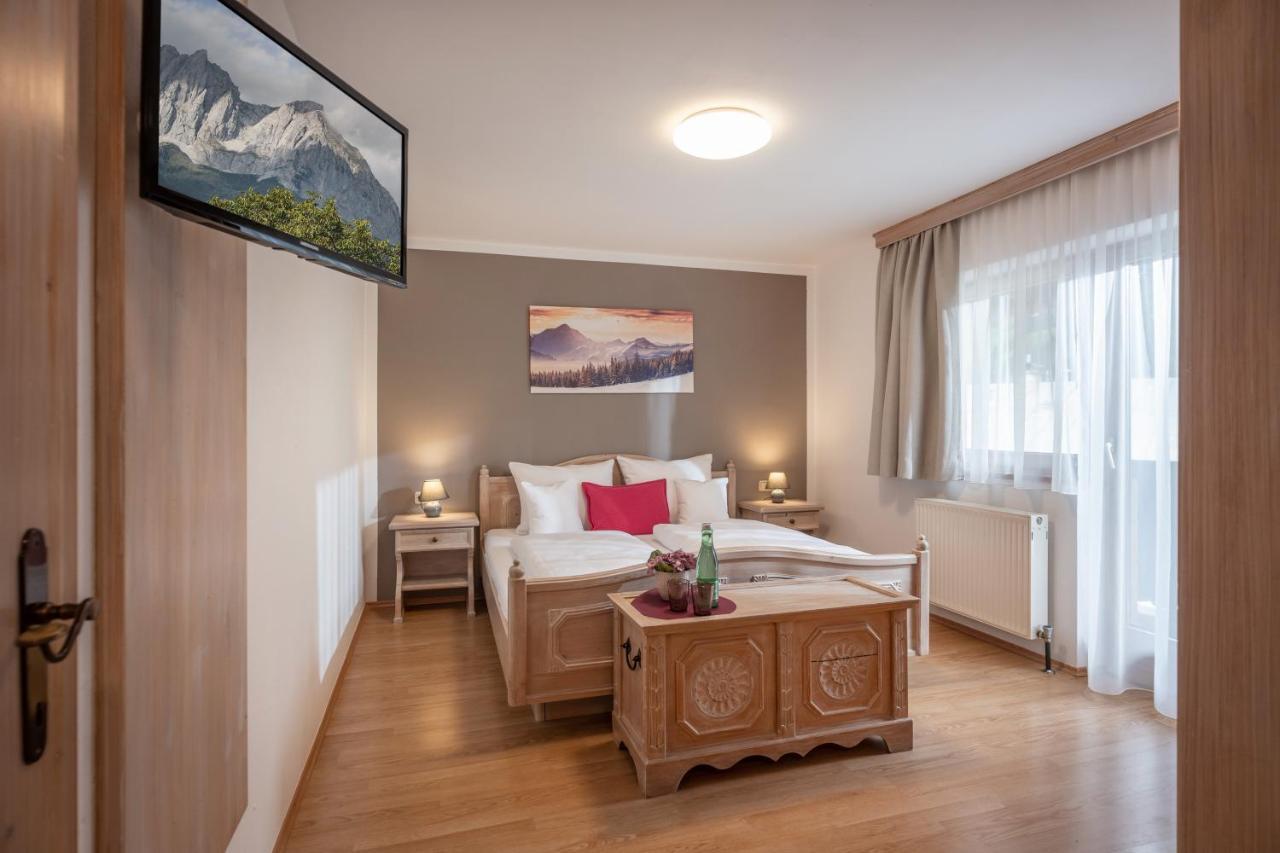 Hotel Schmiedboden Oberndorf in Tirol Exteriör bild